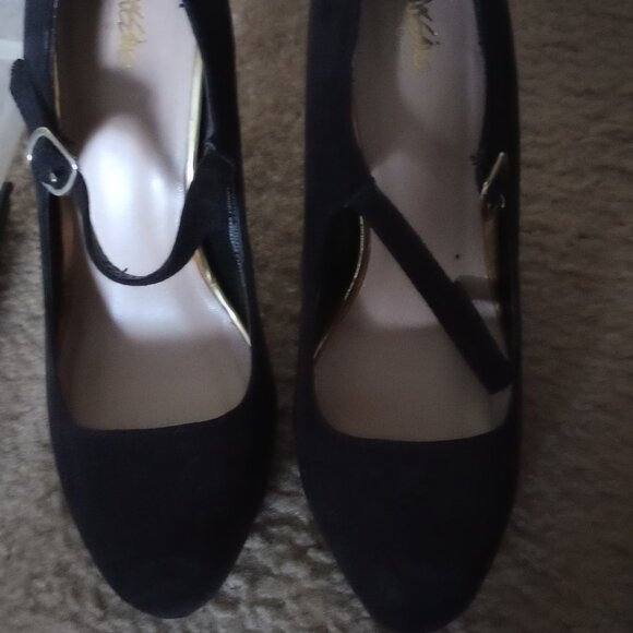 Miscellaneous items - Picture 4 of 9